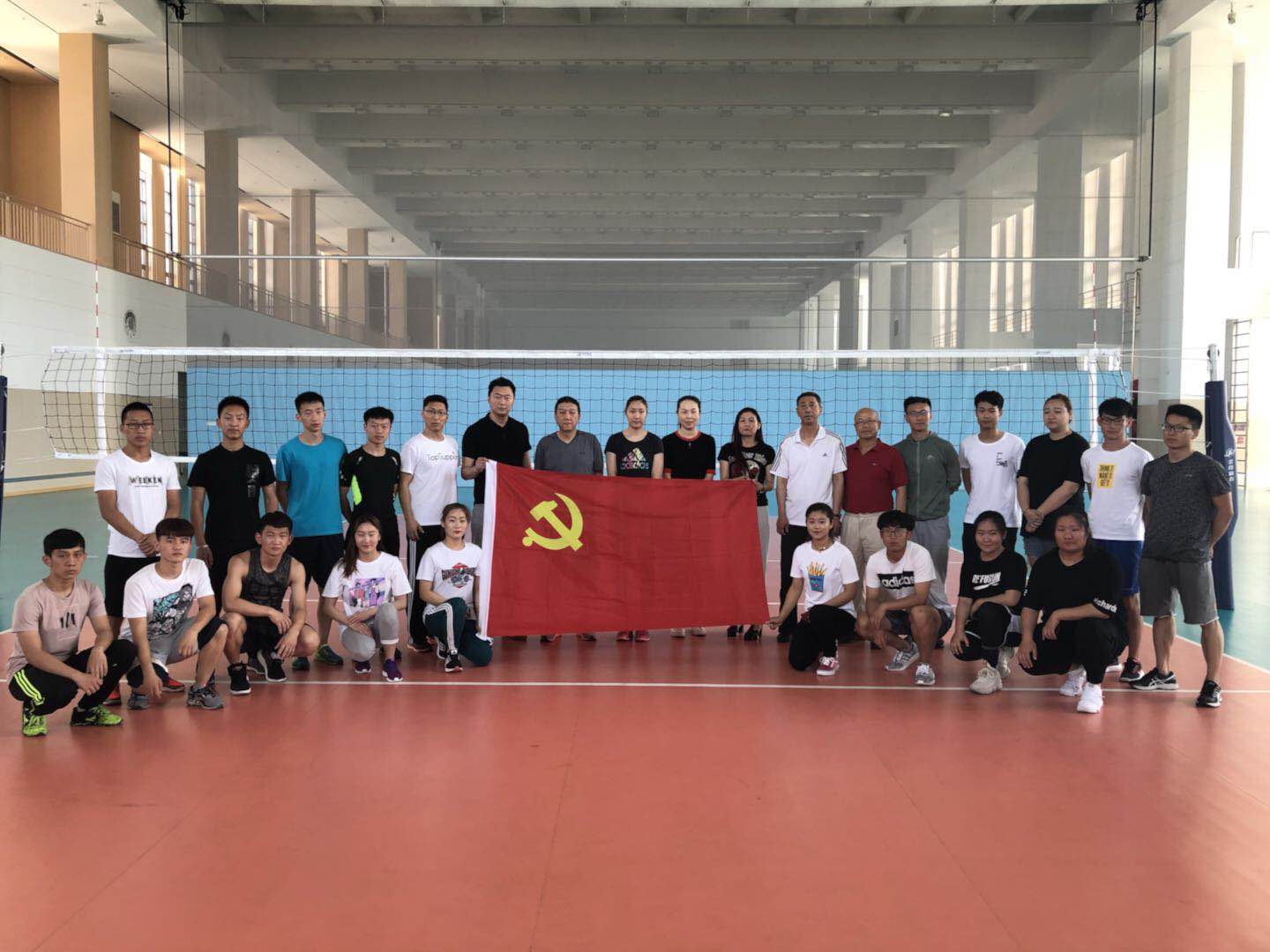 黑白体育APP下载