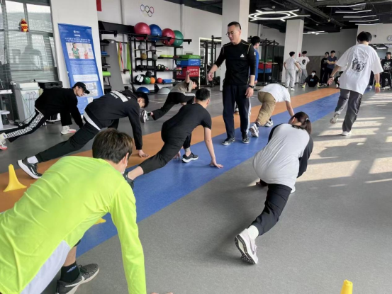 黑白体育安全通道