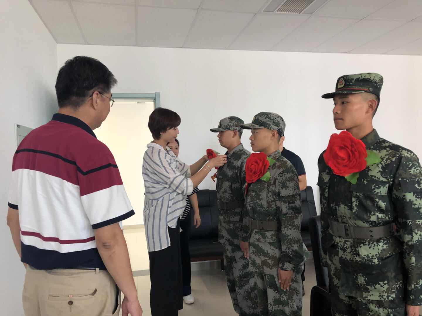黑白体育手机版