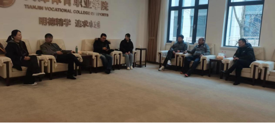 黑白体育手机版